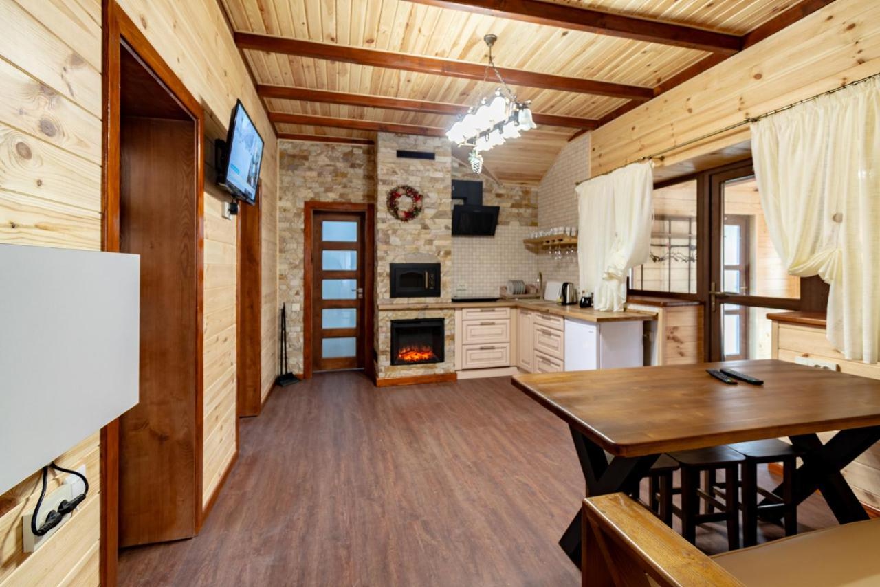 Chalet-tiara